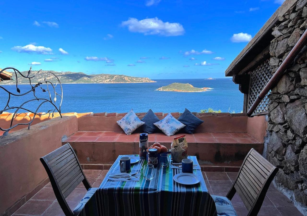 San Teodoro Punta Est Delizioso Monolocale Vista Mareアパートメント エクステリア 写真