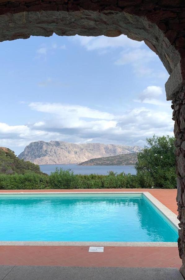 San Teodoro Punta Est Delizioso Monolocale Vista Mareアパートメント エクステリア 写真